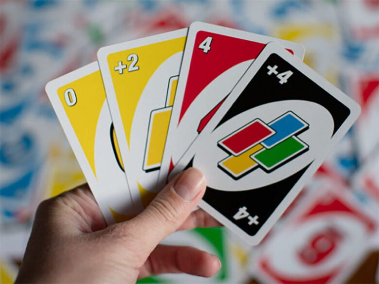 UNO官方解释规则：+2或+4不能够连续出，原来我们都玩错了！