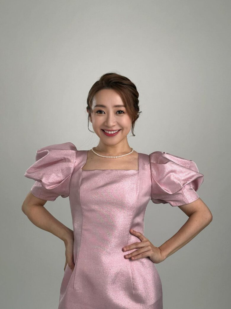 大马艺人庄群施「手脚发冷、呼吸困难、嘴唇发紫」！网感叹：12小时前发IG还很精神！